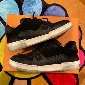 Louis vuitton trainer sz 8.5